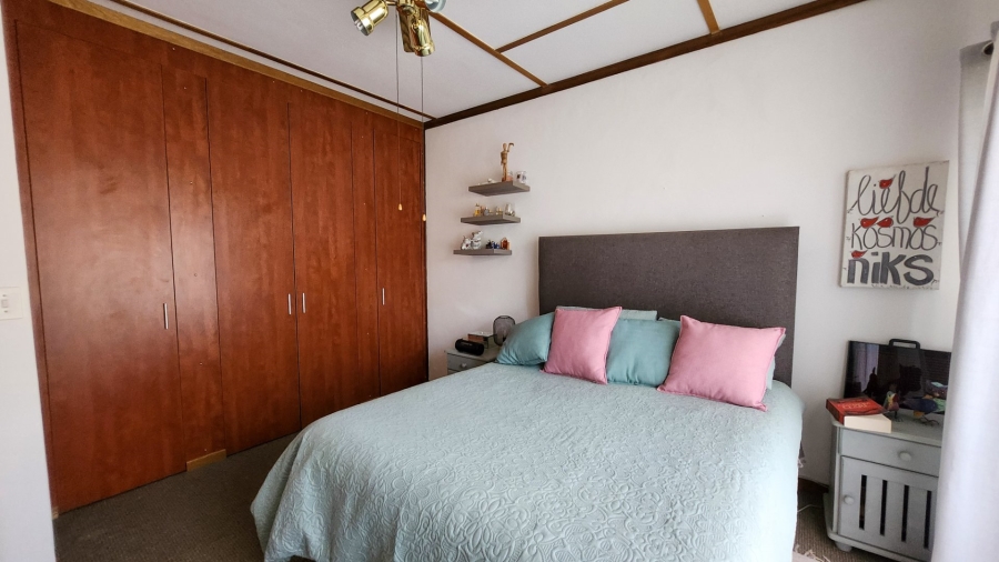 4 Bedroom Property for Sale in Wilkoppies North West